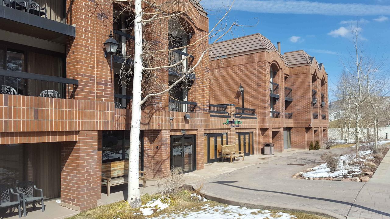 Raintree'S Park Plaza Парк-Сити Экстерьер фото